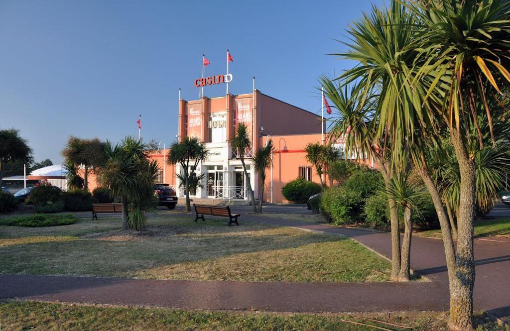 La Boussole Centre Station Proche Mer Agon-Coutainville Zewnętrze zdjęcie